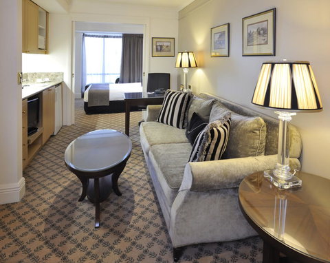 Stamford Plaza Melbourne - Accommodation Burleigh 7