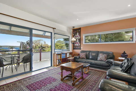 Black Dolphin Beach Penthouse - Accommodation Burleigh 0