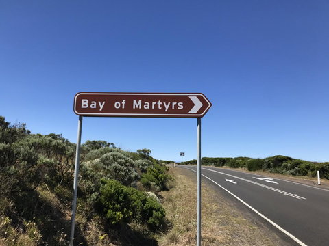 Sunsets On Martyrs Luxury Coastal Beach House Peterborough - Accommodation Burleigh 30