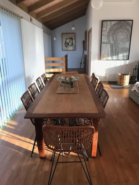 Sunsets On Martyrs Luxury Coastal Beach House Peterborough - Accommodation Burleigh 12