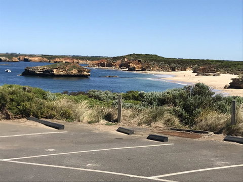 Sunsets On Martyrs Luxury Coastal Beach House Peterborough - Accommodation Burleigh 33