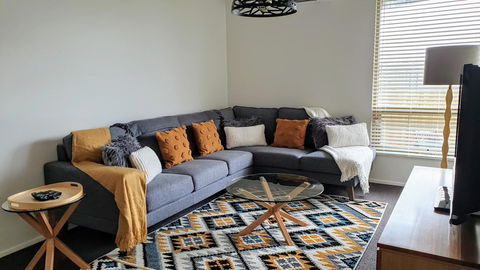 Number 9 Leisure Stay - Accommodation Burleigh 1
