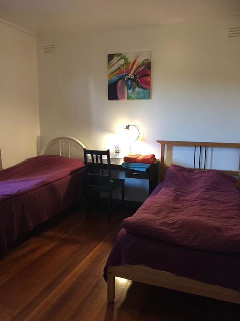 Doncaster Westfield Home Stay - Accommodation Burleigh 37
