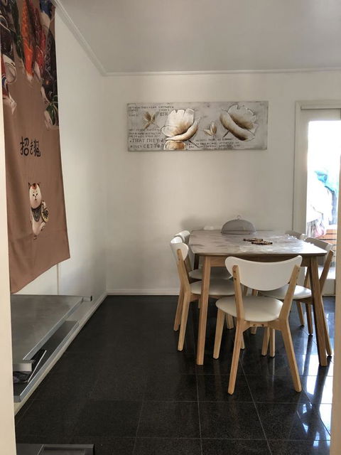 Doncaster Westfield Home Stay - Accommodation Burleigh 12