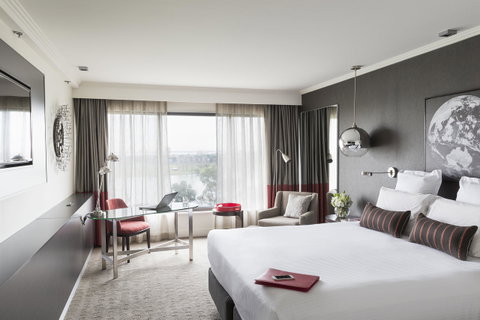 Pullman Melbourne Albert Park - Accommodation Burleigh 7