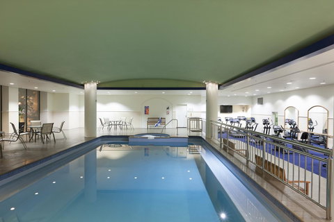 Pullman Melbourne Albert Park - Accommodation Burleigh 3