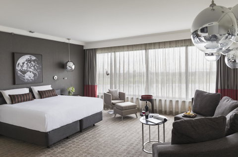 Pullman Melbourne Albert Park - Accommodation Burleigh 12