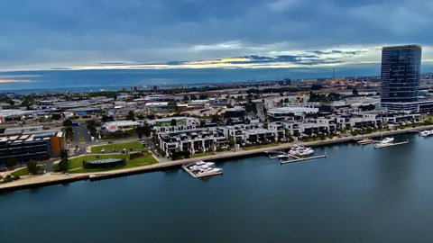 JC Waterfront Apartments On Collins - Accommodation Burleigh 8