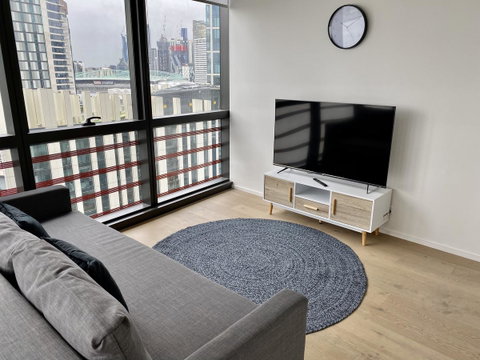 JC Waterfront Apartments On Collins - Accommodation Burleigh 1