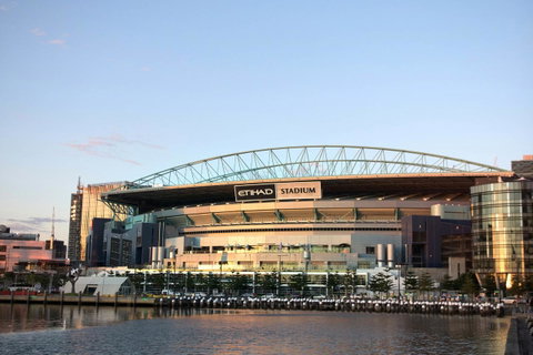 Peppers Docklands - Accommodation Burleigh 36