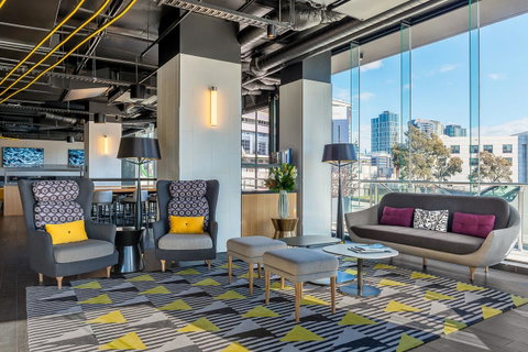 Peppers Docklands - Accommodation Burleigh 43