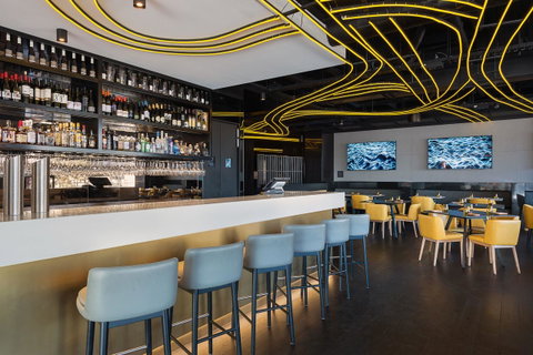 Peppers Docklands - Accommodation Burleigh 38