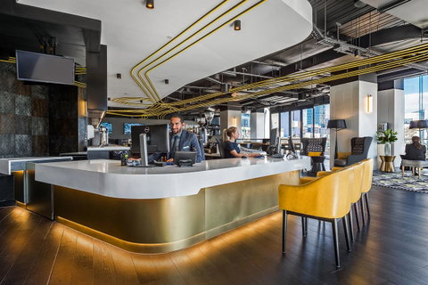 Peppers Docklands - Accommodation Burleigh 44