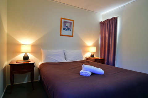 Executive Hideaway - Accommodation Burleigh 30