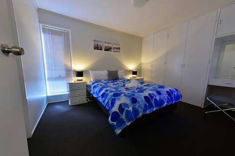 Executive Hideaway - Accommodation Burleigh 40
