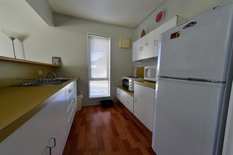 Executive Hideaway - Accommodation Burleigh 36