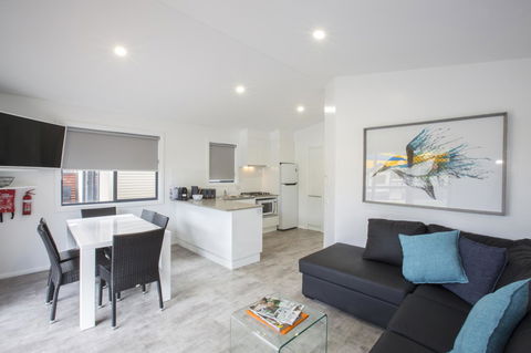All Seasons Mildura Holiday Park - Accommodation Burleigh 1