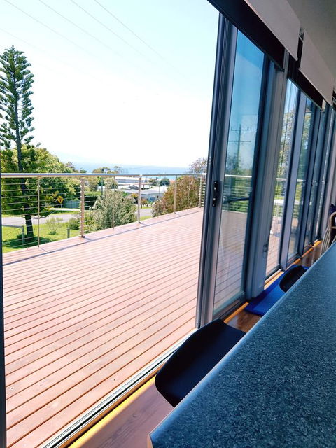 Beach Retreat Apartment Marengo - Accommodation Burleigh 14