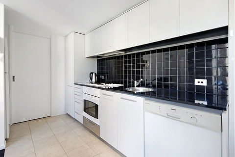 ULTIQA Little Collins (located At The Hero Apartment Building) - Accommodation Burleigh 24