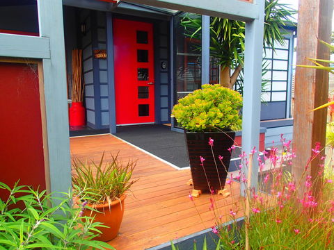 Azen Haven - Accommodation Burleigh 0