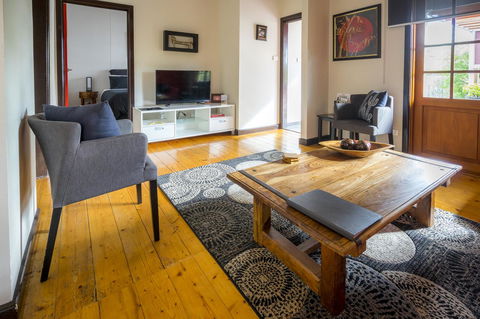 Azen Haven - Accommodation Burleigh 7