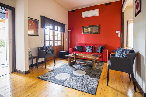 Azen Haven - Accommodation Burleigh 4