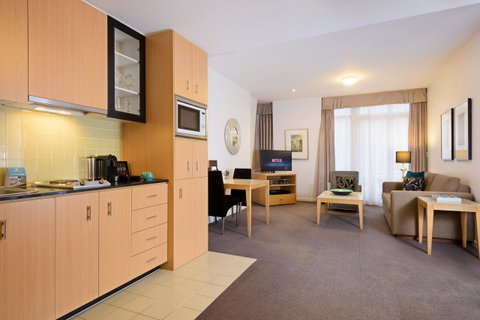 Treasury On Collins - Accommodation Burleigh 15