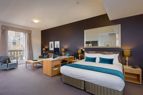 Treasury On Collins - Accommodation Burleigh 13