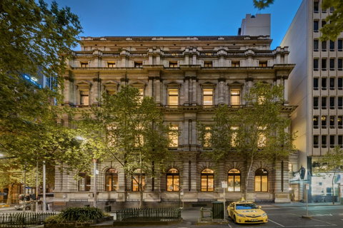 Treasury On Collins - Accommodation Burleigh 0