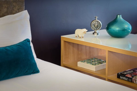 Treasury On Collins - Accommodation Burleigh 26