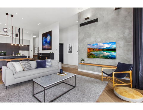 Ultimate Luxury Penthouse From The Block - Accommodation Burleigh 10