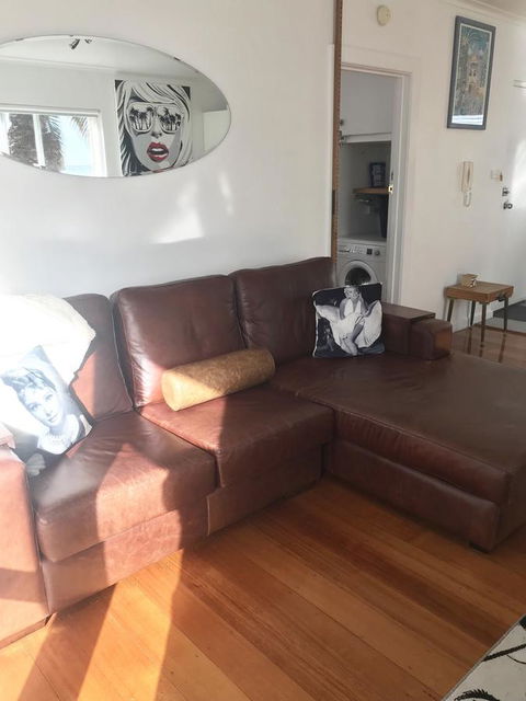 Beach Front Beauty - Accommodation Burleigh 1