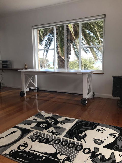 Beach Front Beauty - Accommodation Burleigh 5
