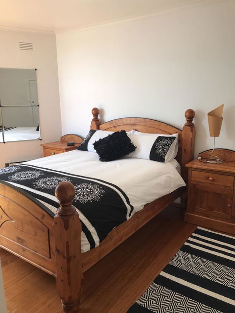 Beach Front Beauty - Accommodation Burleigh 6
