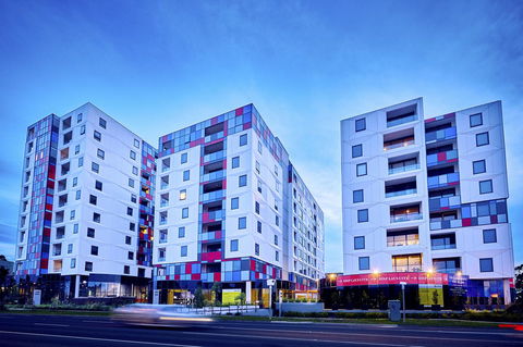 Melbourne Knox Central Apartment Hotel Official - Accommodation Burleigh 30