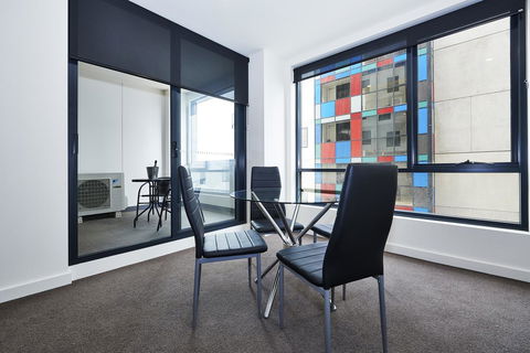 Melbourne Knox Central Apartment Hotel Official - Accommodation Burleigh 22