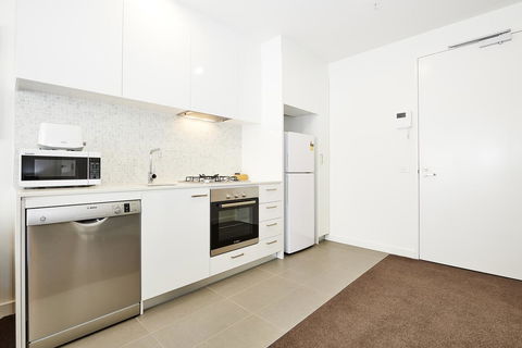Melbourne Knox Central Apartment Hotel Official - Accommodation Burleigh 35