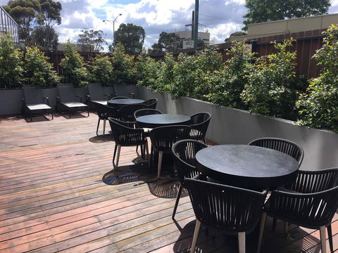 Melbourne Knox Central Apartment Hotel Official - Accommodation Burleigh 7