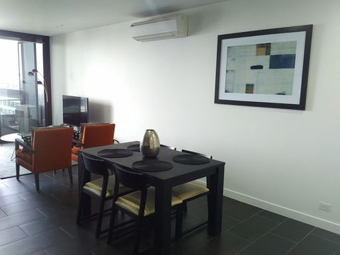 Southbank - Accommodation Burleigh 25