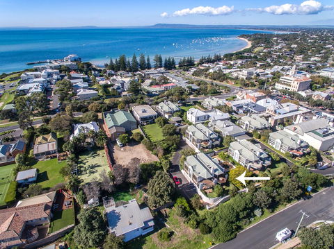 7 & 8 Monte Vista Sorrento - Accommodation Burleigh 7
