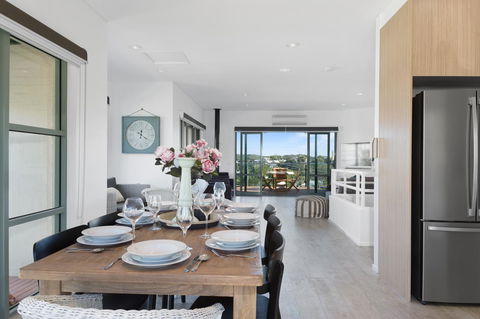 7 & 8 Monte Vista Sorrento - Accommodation Burleigh 8