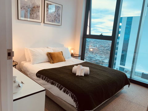 Victoria One Melbourne Onelife Apartments - Accommodation Burleigh 5