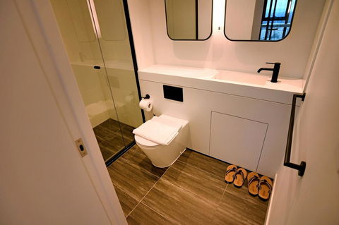 Victoria One Melbourne Onelife Apartments - Accommodation Burleigh 23
