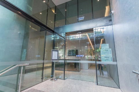 Victoria One Melbourne Onelife Apartments - Accommodation Burleigh 13