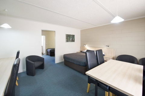 Box Hill Motel - Accommodation Burleigh 1