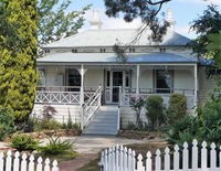 Book Maldon Accommodation Vacations Accommodation Burleigh Accommodation Burleigh