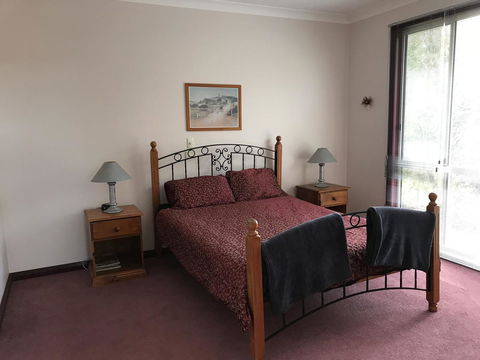 Eagle Bay Views - Accommodation Burleigh 8