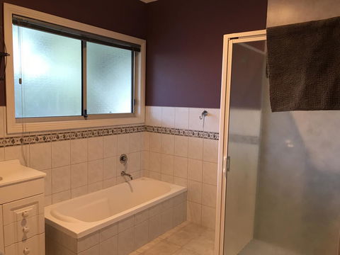 Eagle Bay Views - Accommodation Burleigh 13