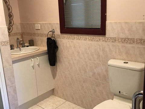 Eagle Bay Views - Accommodation Burleigh 9