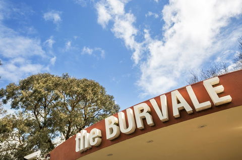 Burvale Hotel - Accommodation Burleigh 11